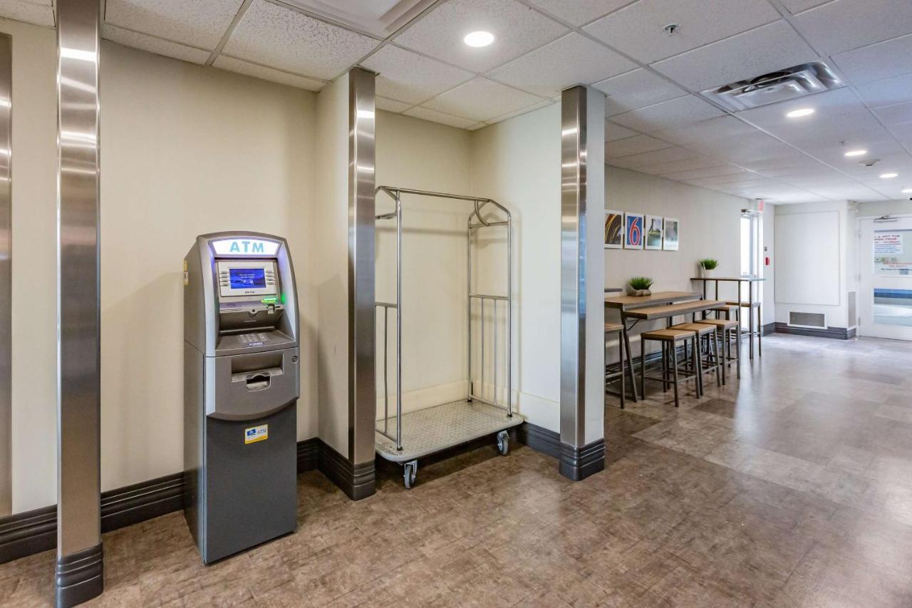 Motel 6-Saskatoon, Sk Экстерьер фото